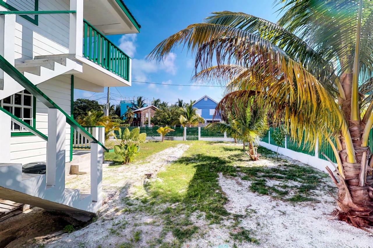 Roughrider Inn Caye Caulker Buitenkant foto